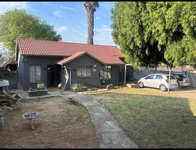 4 BEDROOM HOUSE FOR SALE IN ELANDSPARK